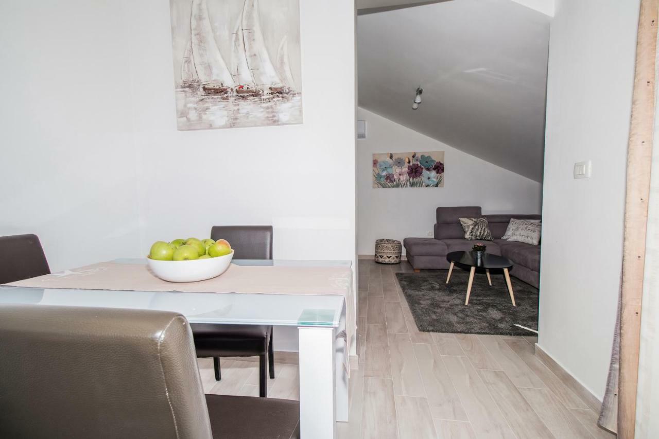 Apartment Hera With Balcony And Free Parking Zadar Exterior foto