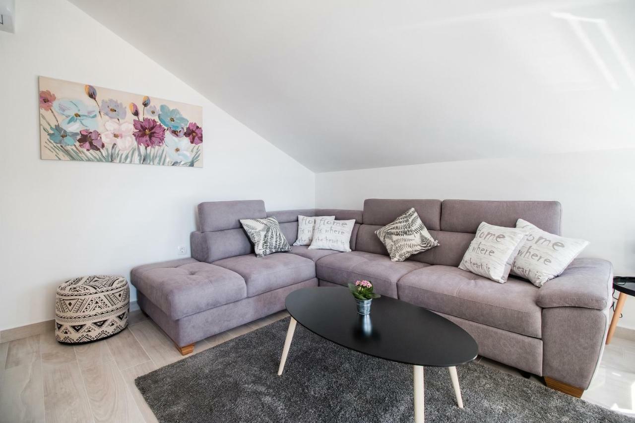 Apartment Hera With Balcony And Free Parking Zadar Exterior foto