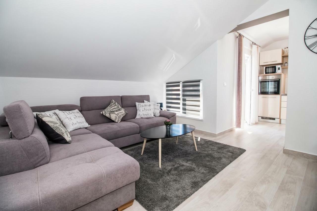 Apartment Hera With Balcony And Free Parking Zadar Exterior foto